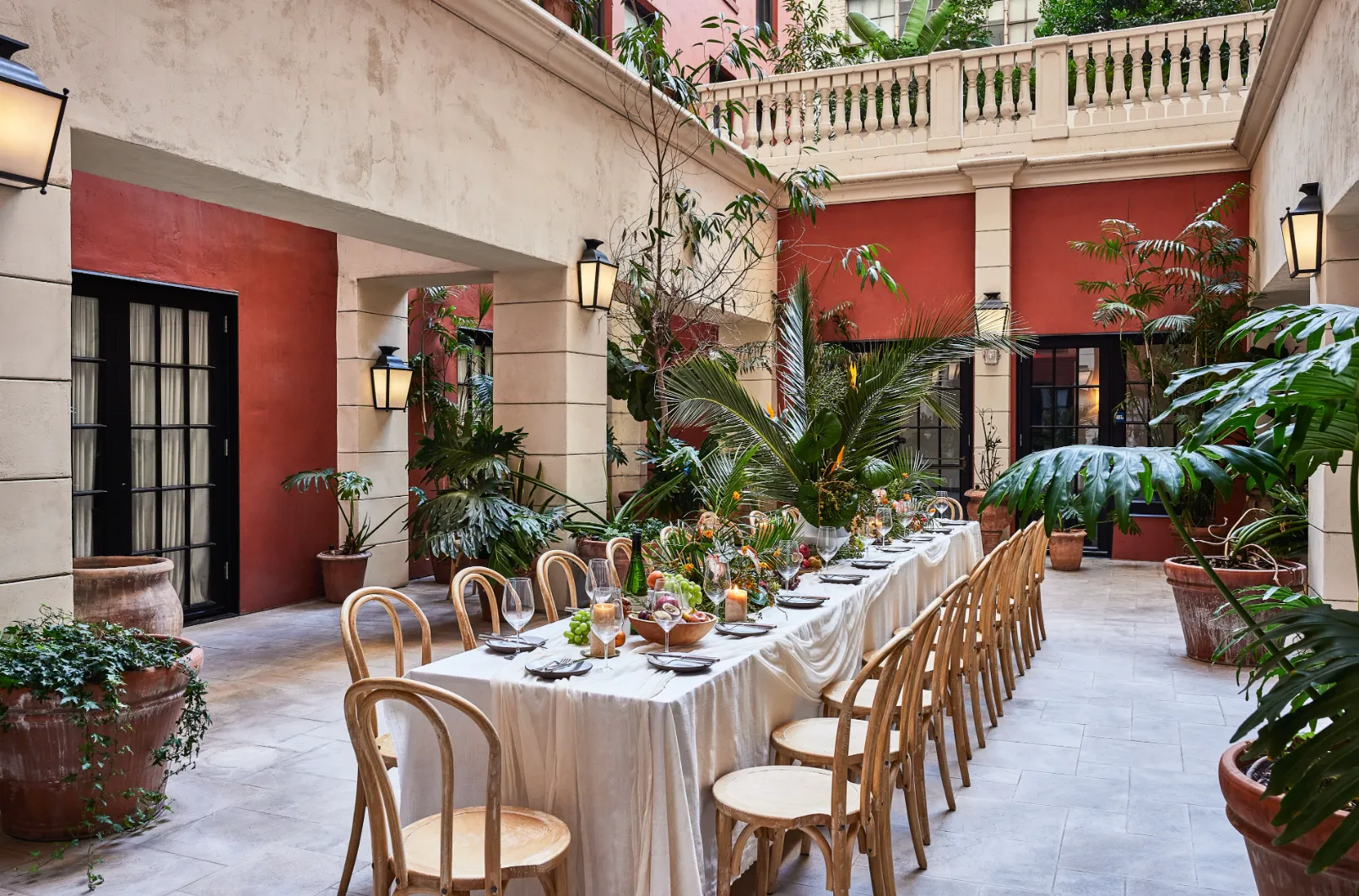 Hotel Per La | A Dreamlike Getaway in the City of Angels